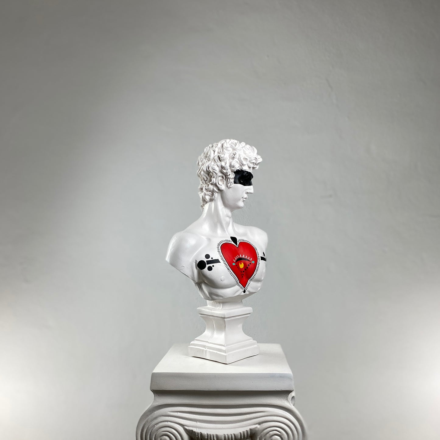 David 'Eye of Heart' Pop Art Sculpture, Modern Home Decor, Large Sculpture